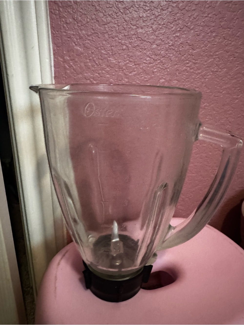 Oster Clear Glass Blender Pitcher with Handle